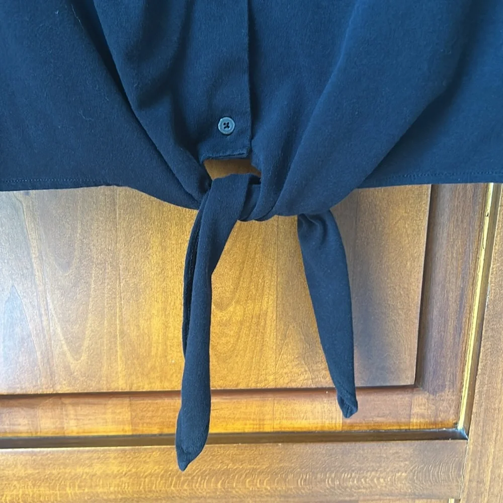 Lauren Ralph Lauren Sleeveless Button Down Crop Top - Picture 4 of 8